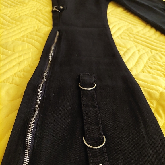 Goth N'Rock Denim Cargo with Rings & Zippers - Picture 6 of 10